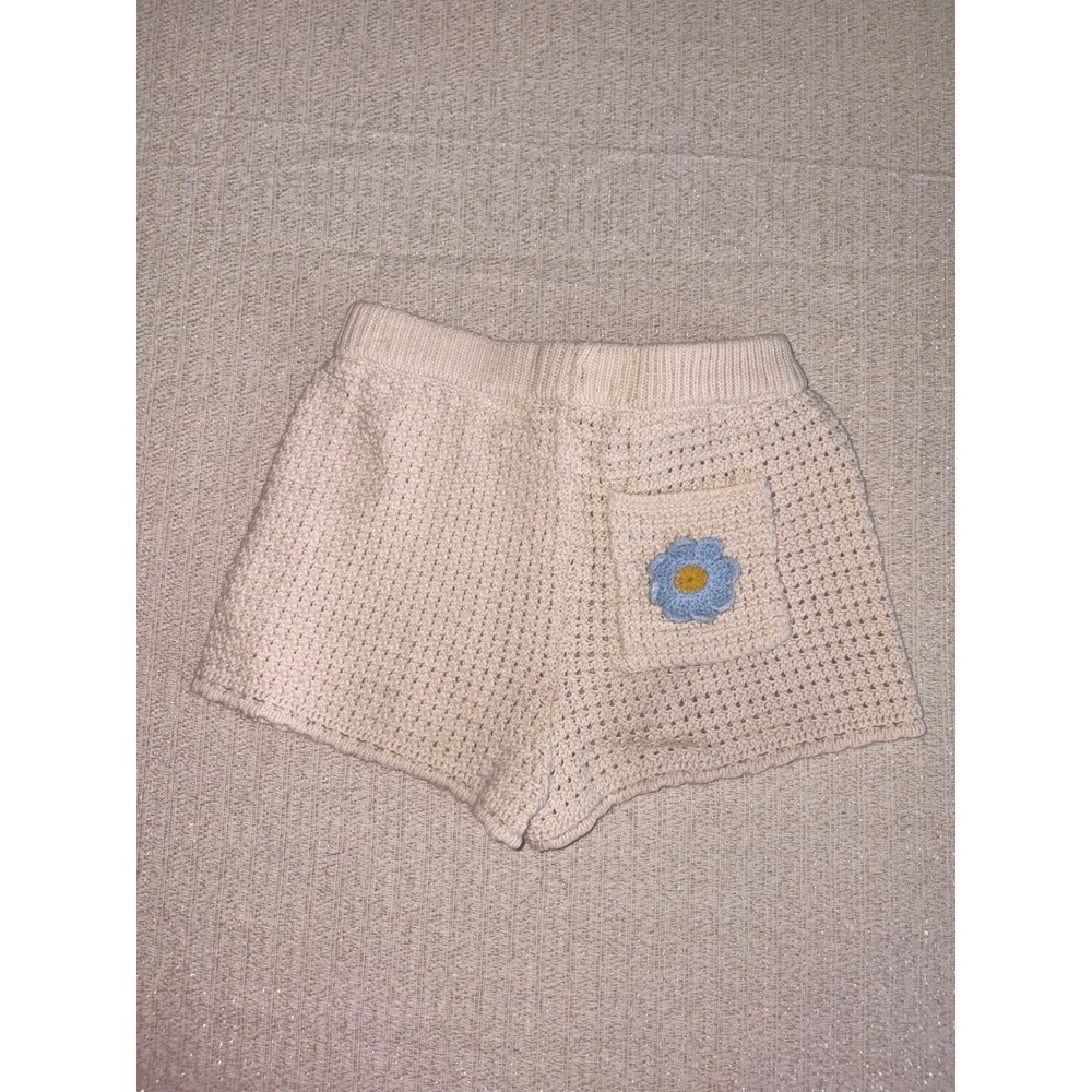 Zara Kids Crochet Knit Shorts age 4 Cream Excellent Flower Applique Boho